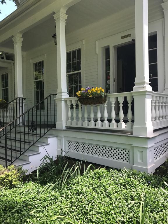 The Old Lyme Inn Exterior photo